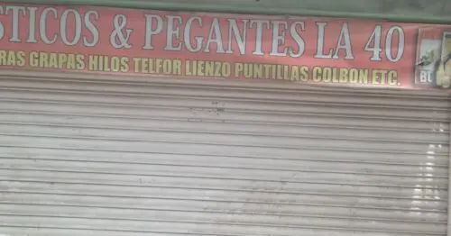 PLASTICOS Y PEGANTES LA 40 PLASTICOS Y PEGANTES LA 40